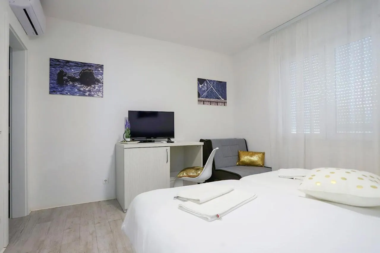 **** בית הארחה ספליט Villa Zvonko קרואטיה